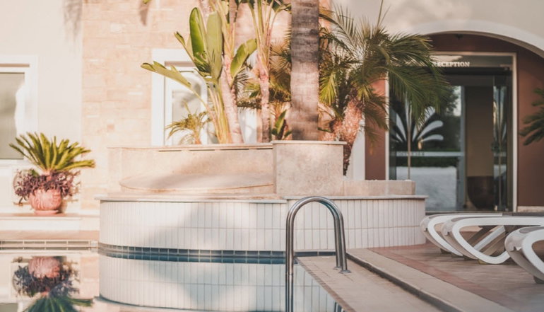 4* Zeus Village Resort